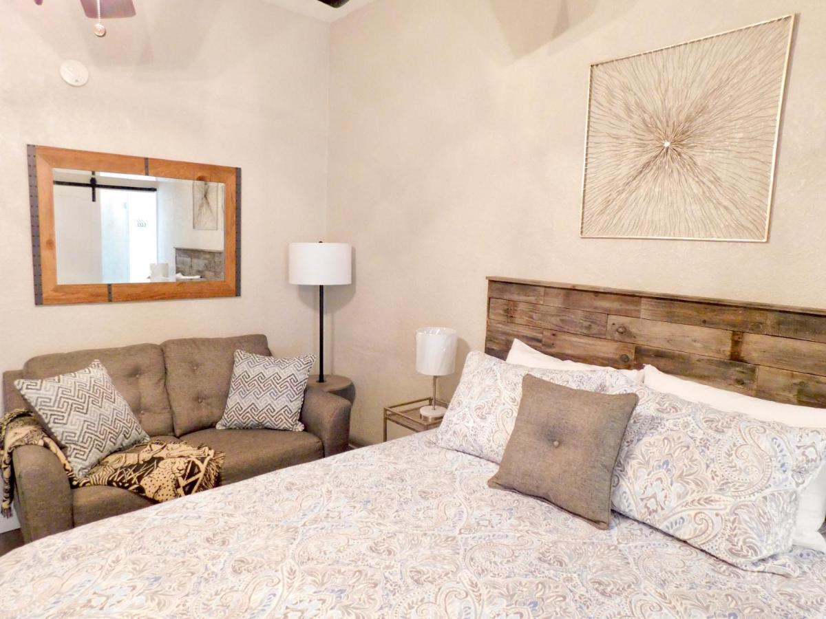Budget Friendly Condo Within Walking Distance To The Beach! Gulf Shores Exterior photo